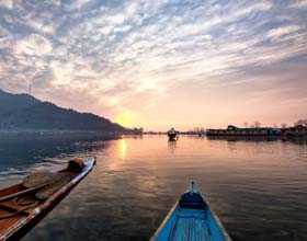 holiday package to kashmir